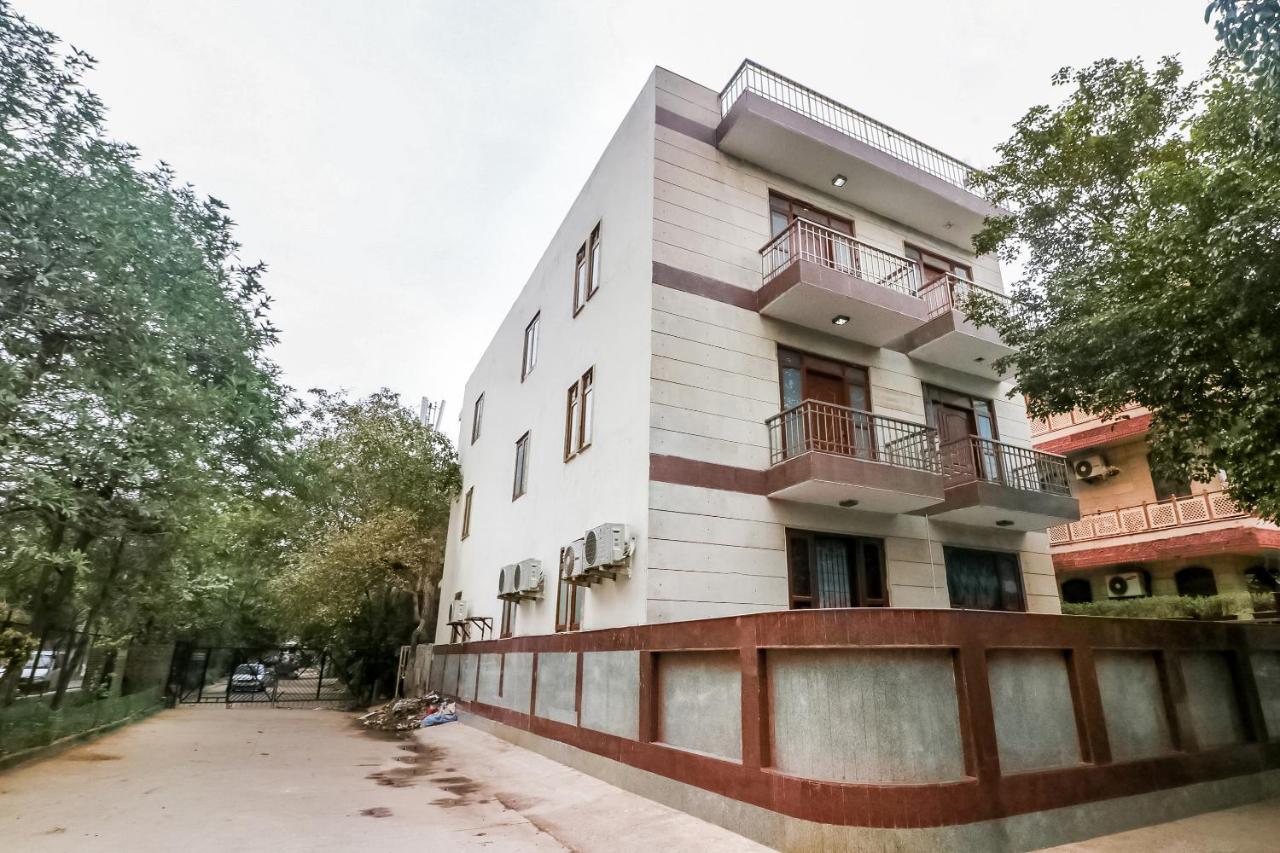 Capital O Hotel Bms Near Appu Ghar Gurgaon Luaran gambar